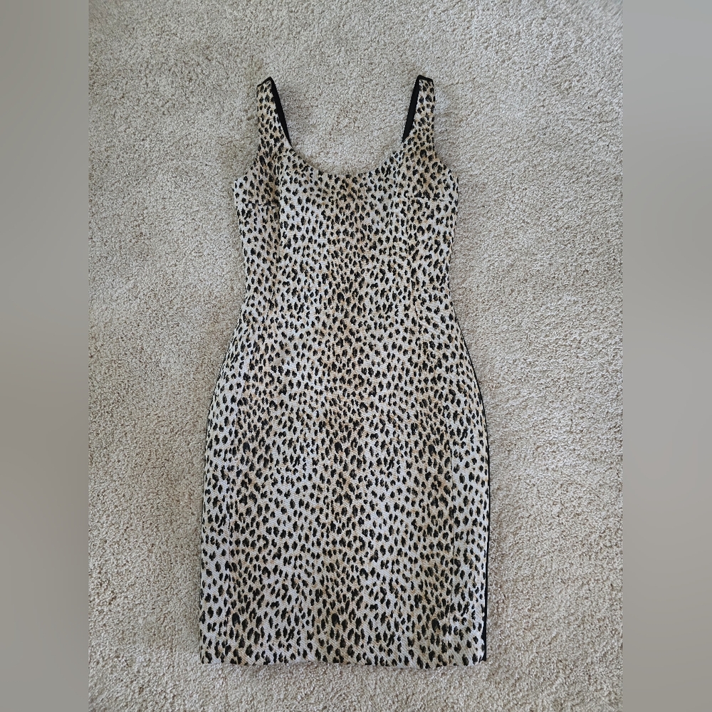 DIANE VON FURSTENBURG women's Arianna leopard print fitted dress size XS 0 - Picture 2 of 11